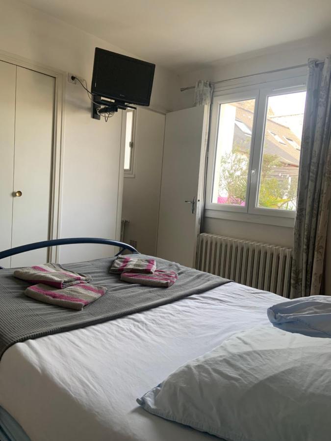 Hotel - Le Perroquet Биник Экстерьер фото